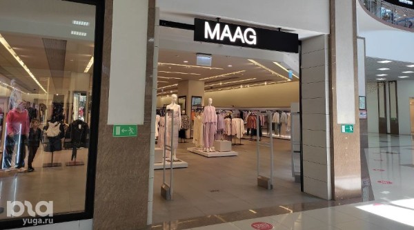 &laquo;Безлико, но дешевле, чем Zara&raquo;. Обсудили краснодарский Maag с покупателями и стилистом