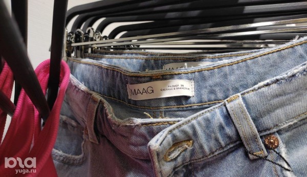 &laquo;Безлико, но дешевле, чем Zara&raquo;. Обсудили краснодарский Maag с покупателями и стилистом