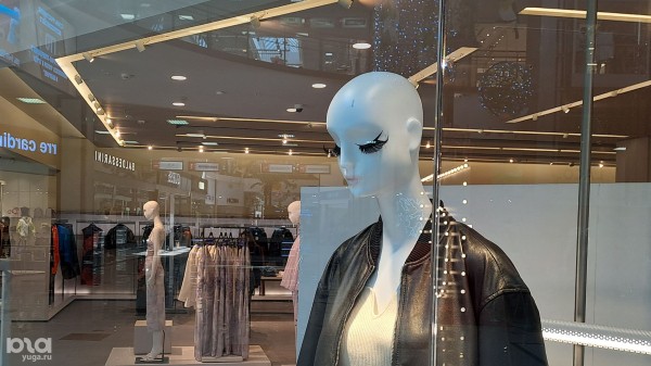 &laquo;Безлико, но дешевле, чем Zara&raquo;. Обсудили краснодарский Maag с покупателями и стилистом