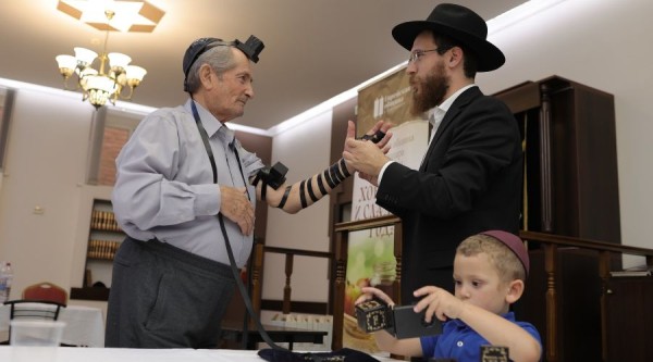 Как отмечают Пурим и чему учат детей в иудаизме. Репортаж из еврейской общины Краснодара