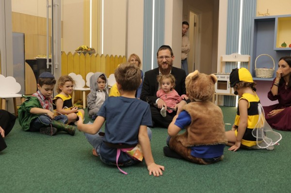 Как отмечают Пурим и чему учат детей в иудаизме. Репортаж из еврейской общины Краснодара