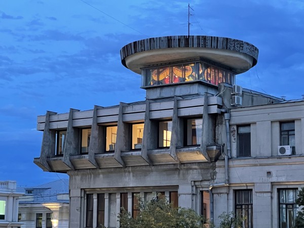 Кубань — Босфор. Экскурсовод и блогер Динар Бурангулов открывал Краснодар для туристов, а теперь показывает Стамбул иммигрантам Кубань — Босфор. Экскурсовод и блогер Динар Бурангулов открывал Краснодар для туристов, а теперь показывает Стамбул иммигрантам