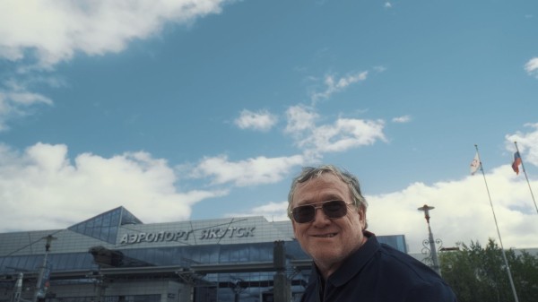 &laquo;В новых реалиях она выглядит пацифистской&raquo;. Краснодарский документалист Дмитрий Семибратов рассказал о картине &laquo;Чечня и мир&raquo;