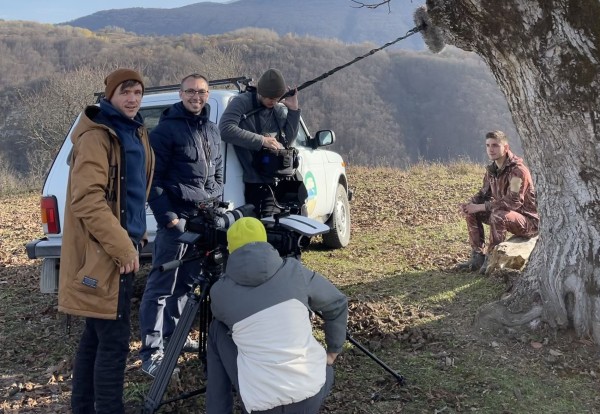 &laquo;В новых реалиях она выглядит пацифистской&raquo;. Краснодарский документалист Дмитрий Семибратов рассказал о картине &laquo;Чечня и мир&raquo;