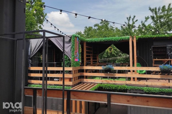 Шопинг, еда, кинотеатр без крыши. Что есть, пить и смотреть в новой локации BoxPark в Краснодаре