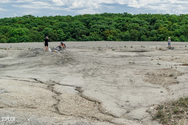 Блеваки и вход в Аид: грязевые вулканы Краснодарского края