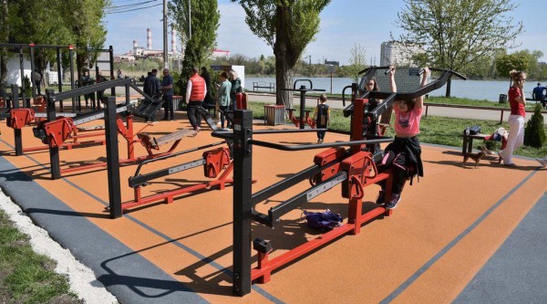 Меценаты Краснодара. Какие бизнесмены помогают городу и краю и что они делают Меценаты Краснодара. Какие бизнесмены помогают городу и краю и что они делают