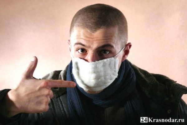 Ворвались ночью в дом и угрожали зарезать Ворвались ночью в дом и угрожали зарезать