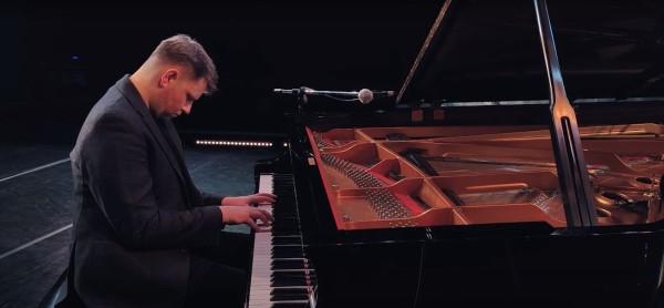 Премьера мюзикла, психологический стендап, симфонический Майкл Джексон. 7 главных культурных событий осени в Краснодаре Премьера мюзикла, психологический стендап, симфонический Майкл Джексон. 7 главных культурных событий осени в Краснодаре