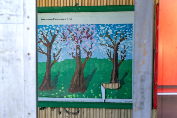 Танки и Пушкин с котами: что рисуют дети на уличных выставках в Краснодаре Танки и Пушкин с котами: что рисуют дети на уличных выставках в Краснодаре