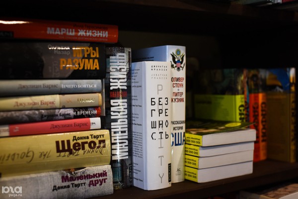 Продать товар, найти уточку, снять квартиру. Три человека рассказали, как пользуются безопасными фишками Авито Продать товар, найти уточку, снять квартиру. Три человека рассказали, как пользуются безопасными фишками Авито