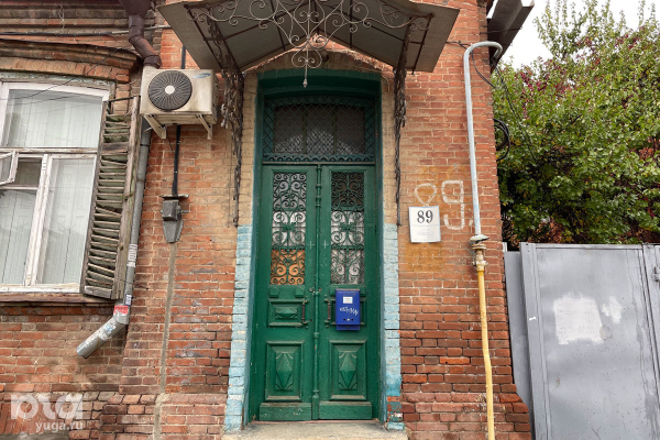 В поисках старинной красоты. Где в Краснодаре найти отреставрированные двери