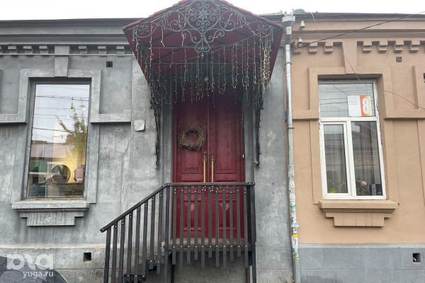 В поисках старинной красоты. Где в Краснодаре найти отреставрированные двери