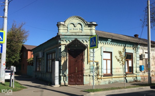 В поисках старинной красоты. Где в Краснодаре найти отреставрированные двери