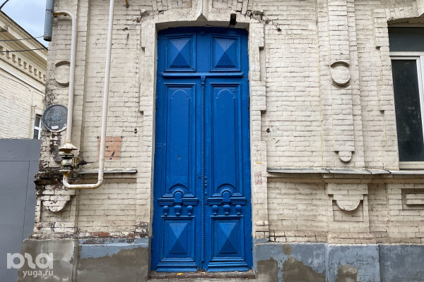 В поисках старинной красоты. Где в Краснодаре найти отреставрированные двери