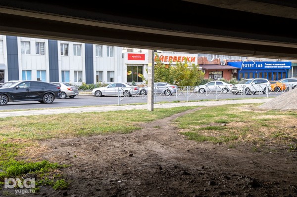 Прогулка вокруг Тургеневского моста в Краснодаре. Что остается в разрухе годами, а что планируют ремонтировать 14 месяцев? Прогулка вокруг Тургеневского моста в Краснодаре. Что остается в разрухе годами, а что планируют ремонтировать 14 месяцев?