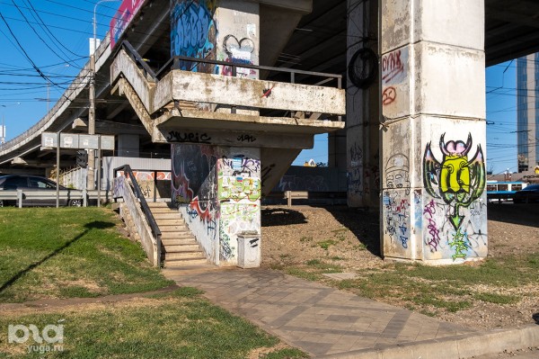 Прогулка вокруг Тургеневского моста в Краснодаре. Что остается в разрухе годами, а что планируют ремонтировать 14 месяцев? Прогулка вокруг Тургеневского моста в Краснодаре. Что остается в разрухе годами, а что планируют ремонтировать 14 месяцев?