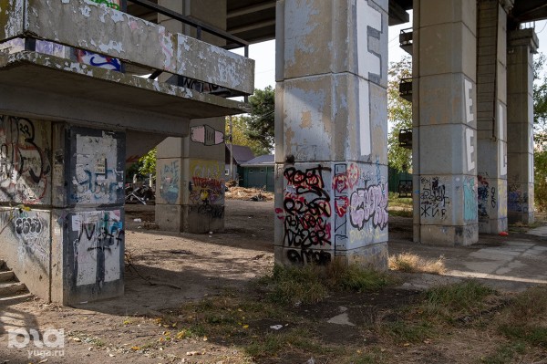 Прогулка вокруг Тургеневского моста в Краснодаре. Что остается в разрухе годами, а что планируют ремонтировать 14 месяцев? Прогулка вокруг Тургеневского моста в Краснодаре. Что остается в разрухе годами, а что планируют ремонтировать 14 месяцев?