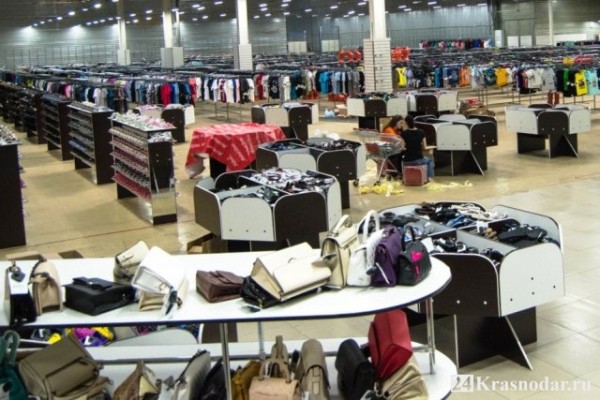 Гипермаркет «Модный сезон» в Краснодаре