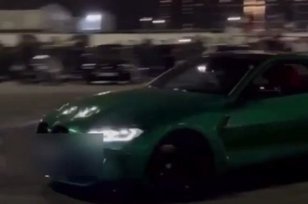 В Краснодаре молодых лихачей могут оштрафовать за ночной дрифт на парковке
В Краснодаре молодых лихачей могут оштрафовать за ночной дрифт на парковке