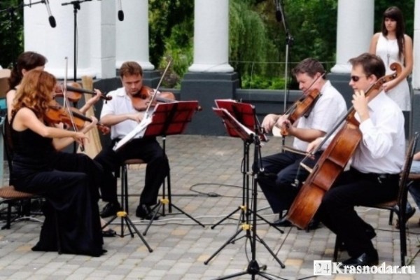 В Краснодаре стартует сезон концертов под открытым небом