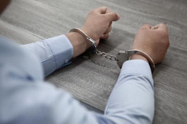 
        В Сочи блогер Лютый, чей сын умер от истощения, получил восемь лет колонии    