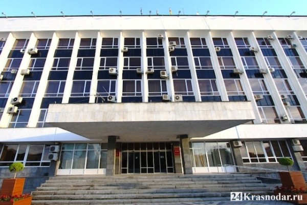 Деньги на новые школы есть