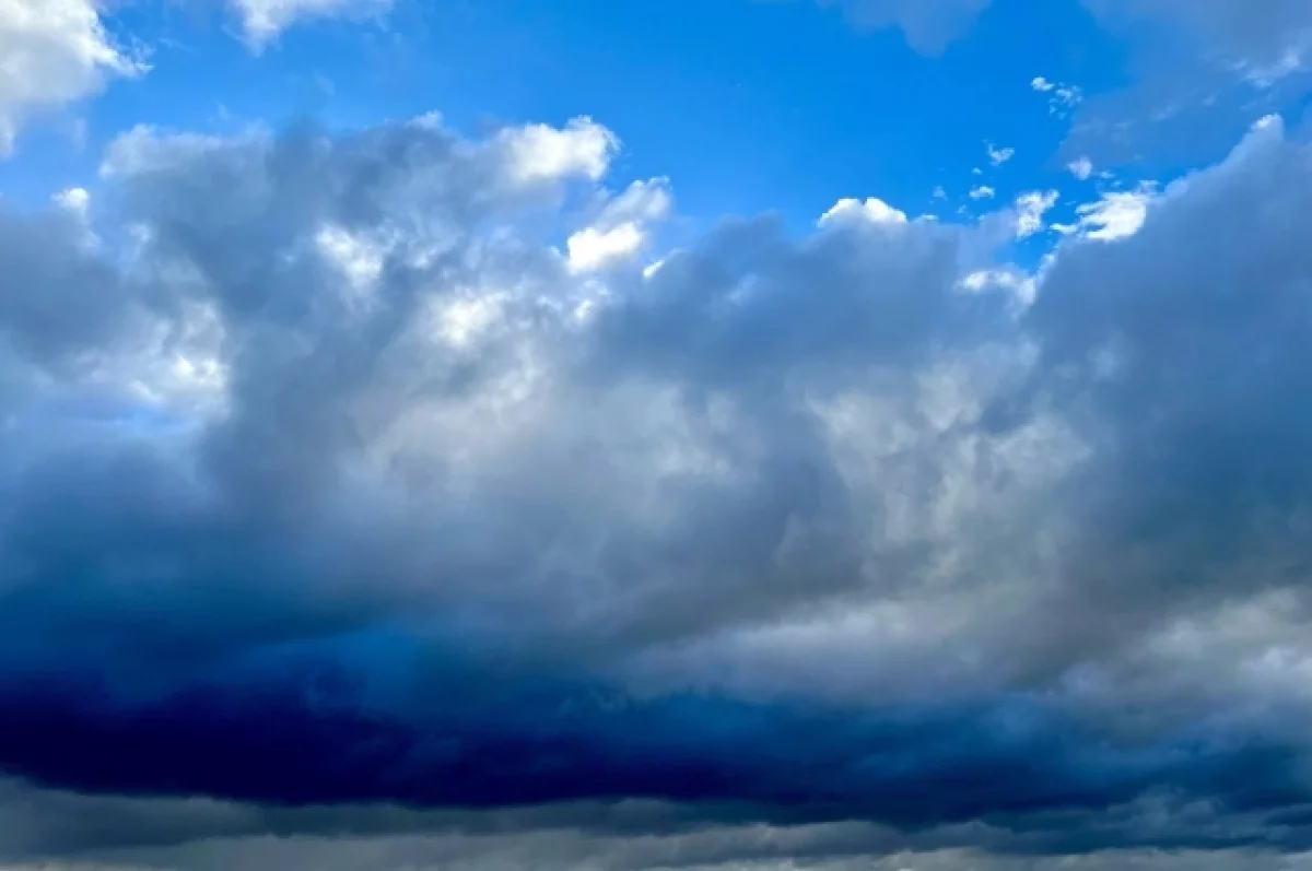 На Кубань надвигаются ливни, грозы, град, смерчи и шквалистый ветер
На Кубань надвигаются ливни, грозы, град, смерчи и шквалистый ветер