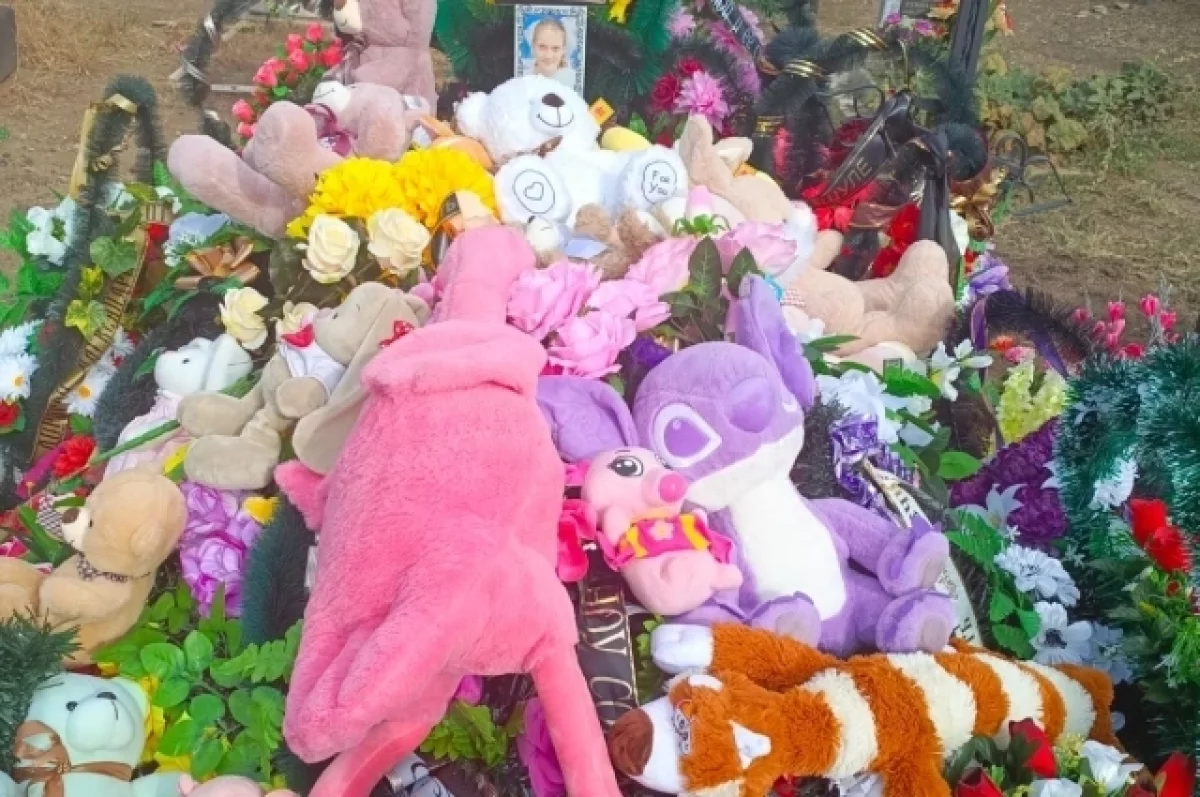 
        Мама убитой в Бураковском девочки рассказала о подозреваемом    