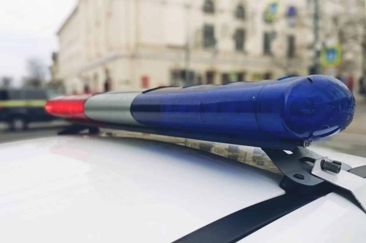 
        В Сочи полиция ищет треш-блогера, на улице унижавшего девушек на камеру    