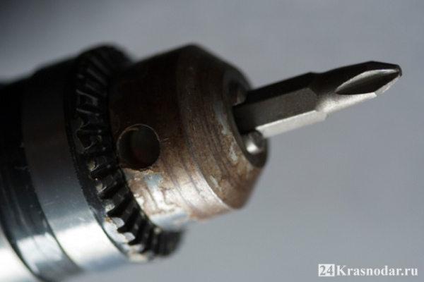 Два года за старый шуроповёрт Два года за старый шуроповёрт