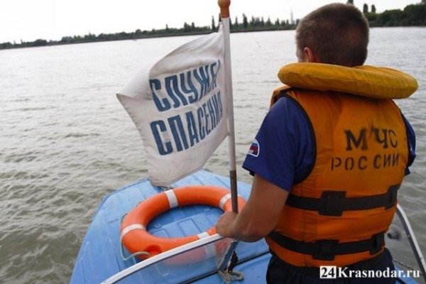 Река утащила ребёнка