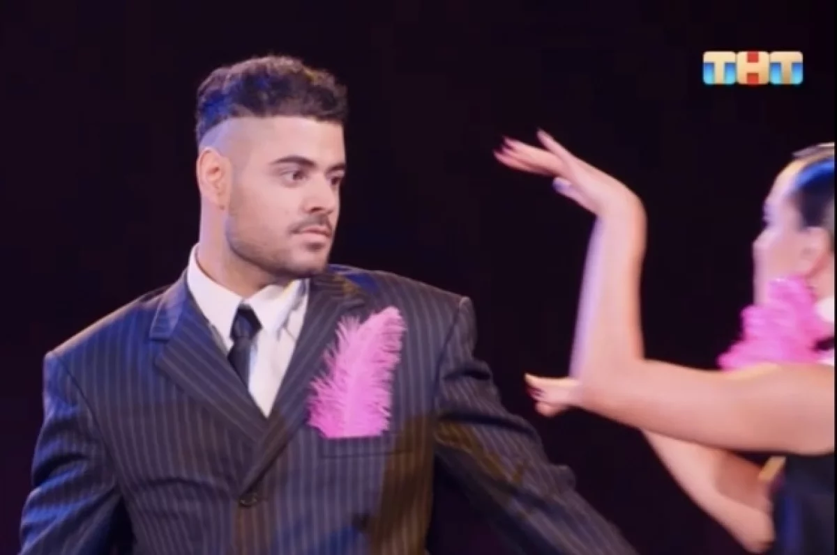 
        Жюри танцевального шоу не понравился танец кубанского блогера Каграманова    