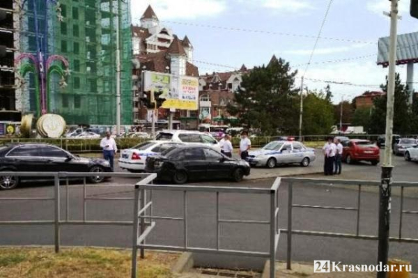 На улице Тургенева стрельба На улице Тургенева стрельба