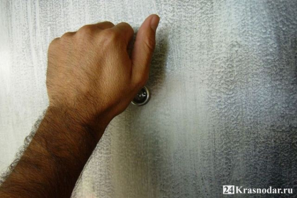 Труп у соседей Труп у соседей