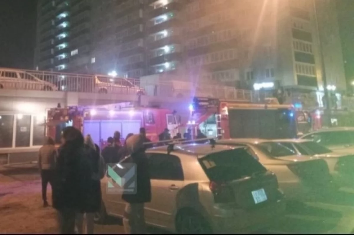 Причиной пожара в Краснодаре, в котором сгорели 17 машина, стал поджог Причиной пожара в Краснодаре, в котором сгорели 17 машина, стал поджог