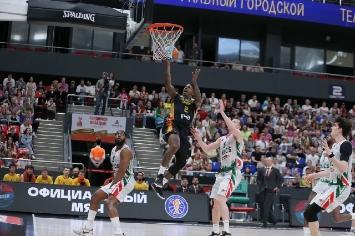 «Локомотив-Кубань» нанес УНИКСу первое поражение в серии за бронзу
«Локомотив-Кубань» нанес УНИКСу первое поражение в серии за бронзу